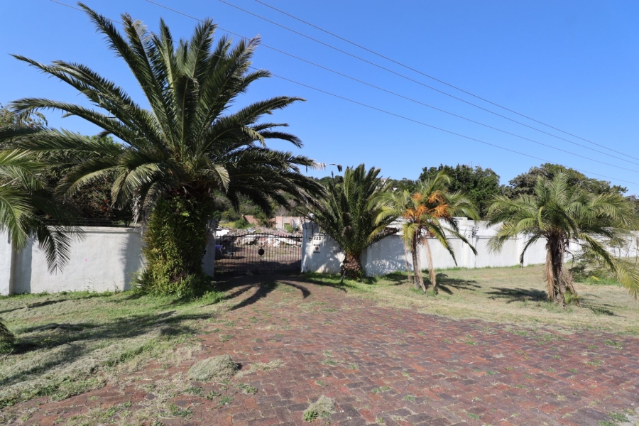 Commercial Property for Sale in Chelsea Eastern Cape